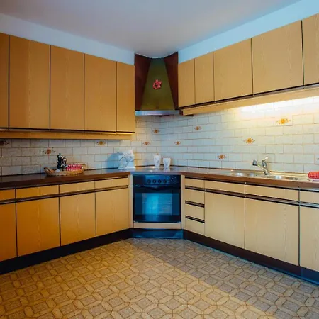 Erika By Monicare アパート